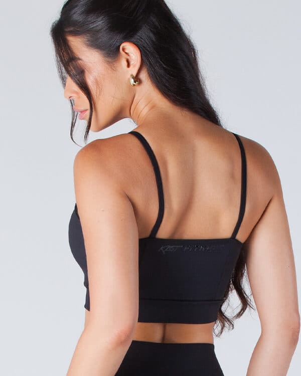 Alternative view of TOP JENIFFER KELP